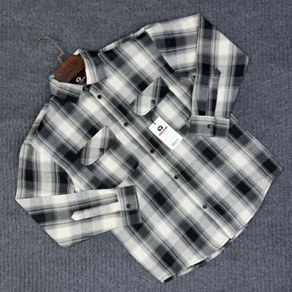 Double Pocket Full Sleeve Black-White Check Shirt